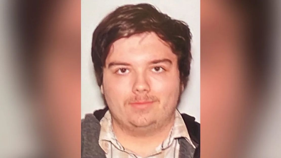 Ryan Christopher Palmeter, de 21 años, fue identificado como el autor del tiroteo.