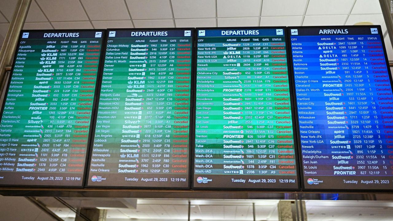 CNNE 1445873 - aeropuertos de florida reabriran esta tarde