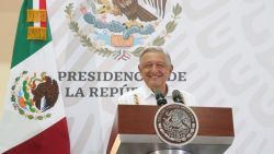 CNNE 1447171 - lopez obrador destaca la reduccion de la pobreza y una moneda fuerte