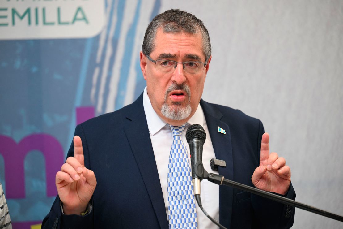 El presidente electo de Guatemala, Bernardo Arévalo, habla durante una conferencia de prensa en la ciudad de Guatemala el 1 de septiembre de 2023. Crédito: JOHAN ORDONEZ/AFP vía Getty Images