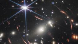 CNNE 1449539 - webb descubre nuevas estructuras dentro de una reconocida supernova