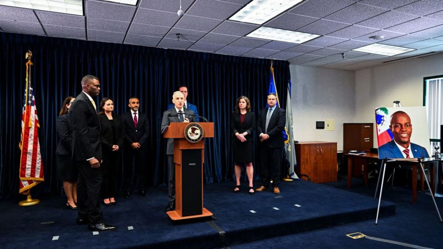 Matthew Olsen, del Departmento Nacional de Seguridad, en conferencia de prensa sobre el presidente de Haití, Jovenel Moïse.