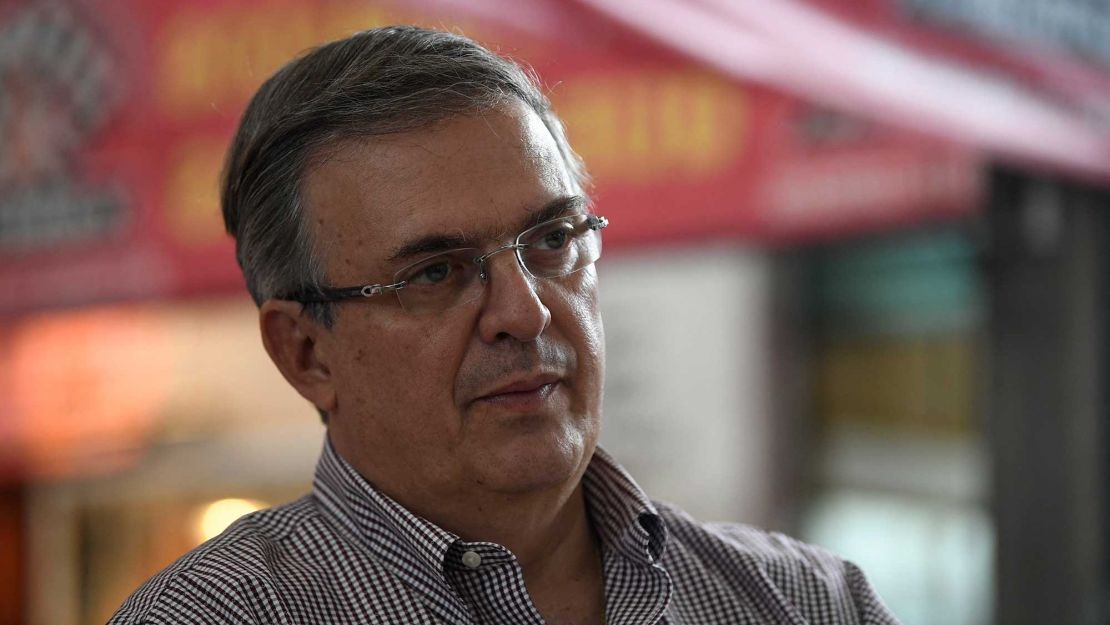 Marcelo Ebrard habla durante una entrevista en Ixtapaluca, Estado de México, el 5 de julio de 2023. Crédito: CLAUDIO CRUZ/AFP vía Getty Images