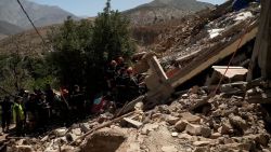 CNNE 1451568 - desgarrador saldo de muertes en pueblo de marruecos tras terremoto