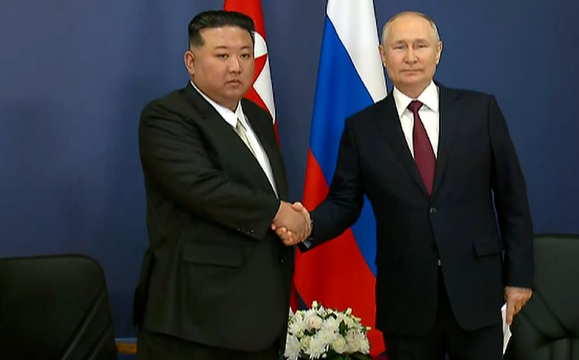 CNNE 1451814 - kim_putin_vostochny_meeting