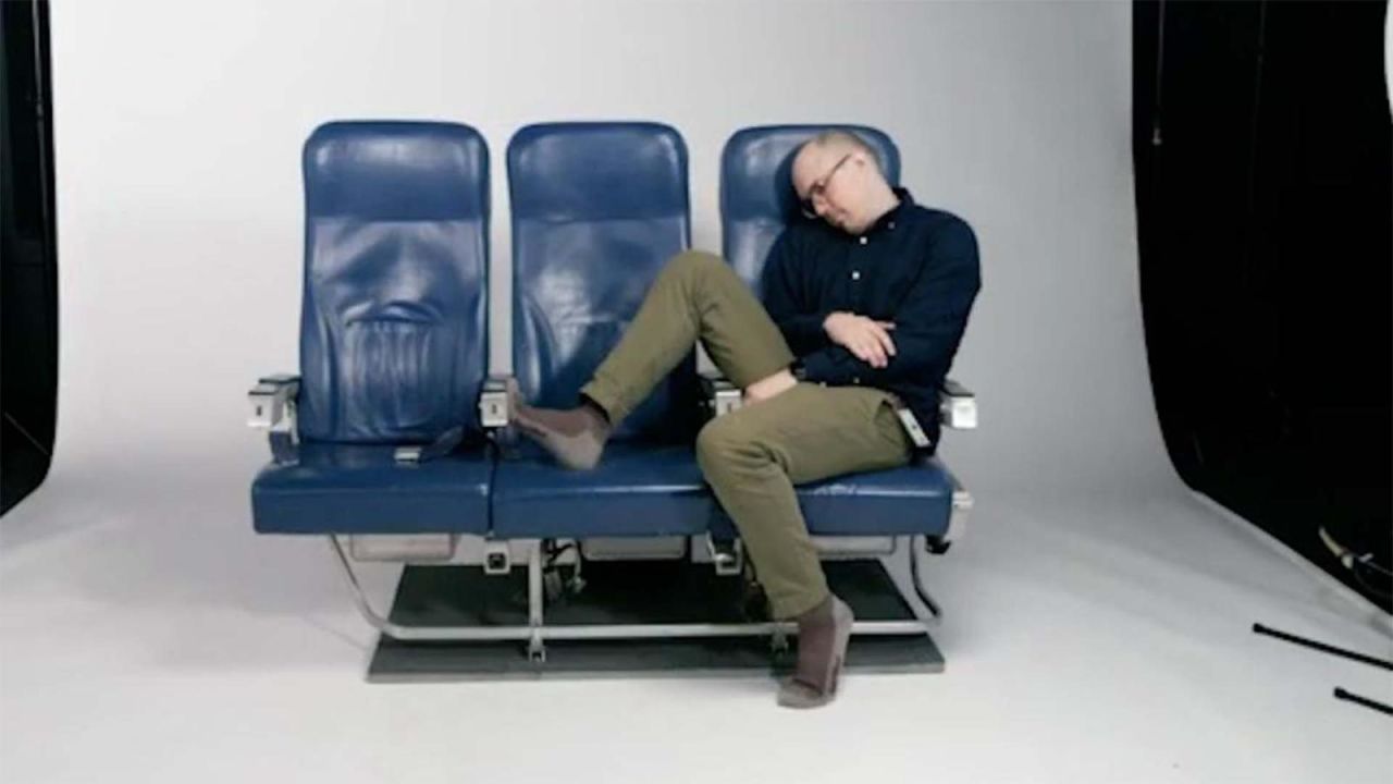 CNNE 1452099 - 5 consejos para dormir mejor en tu vuelo