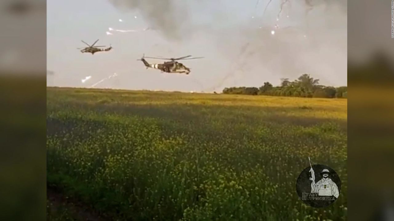 CNNE 1454641 - los helicopteros ucranianos asaltan posiciones rusas