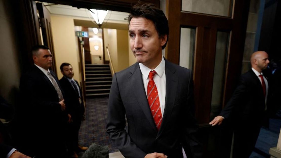 El primer ministro de Canadá, Justin Trudeau, en el vestíbulo de la Cámara de los Comunes en Parliament Hill en Ottawa, Canadá, el 18 de septiembre de 2023.