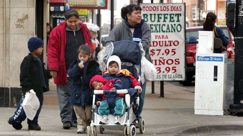 ¿Está el español en peligro en EE.UU.? Un cuarto de los latinos nacidos en el país casi no hablan el idioma