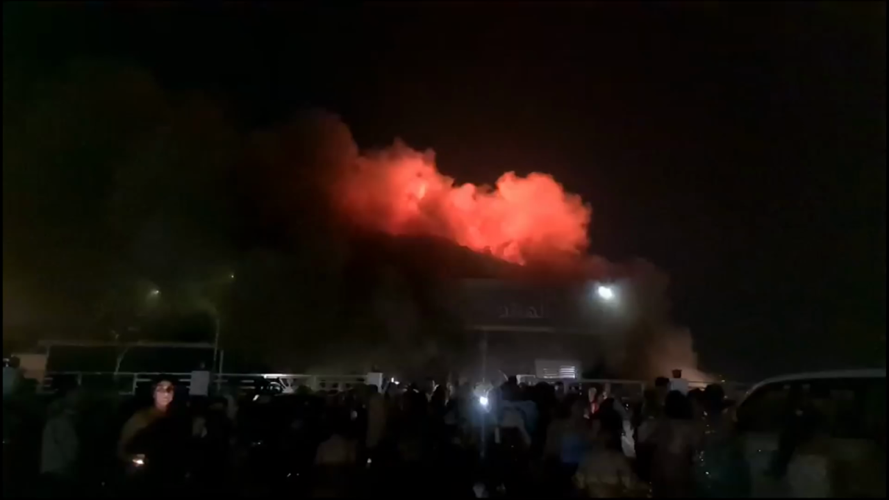 CNNE 1458607 - al menos 100 personas murieron en iraq tras un incendio en una boda