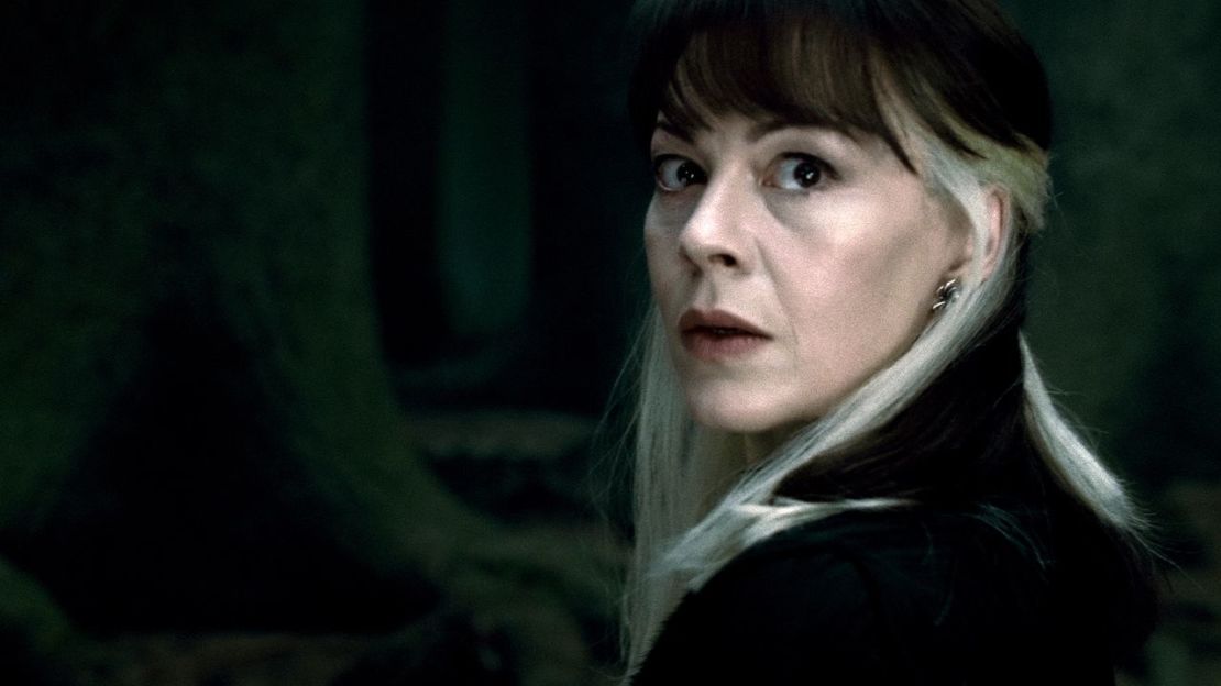 Helen McCrory en "Harry Potter y las reliquias de la muerte: parte 2".