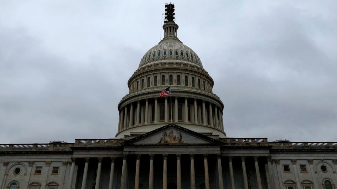 Una vista exterior del Capitolio de Estados Unidos el sábado 23 de septiembre de 2023 en Washington.