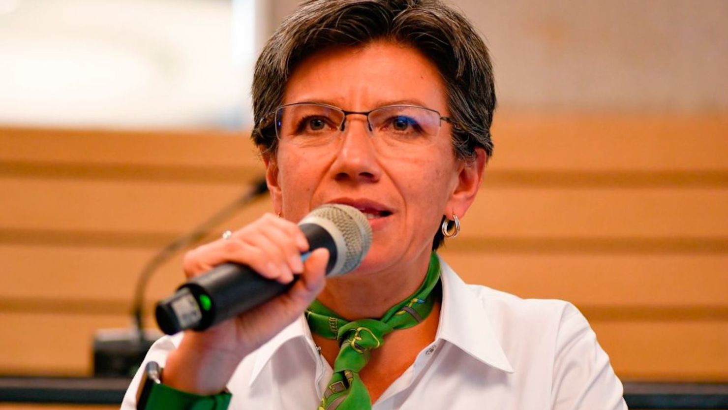 CNNE 1465285 - colombia-politics-bogota-mayor-lopez