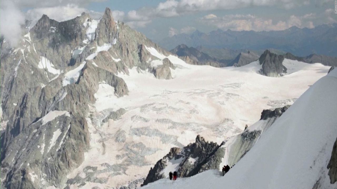 CNNE 1468193 - el mont blanc registra su altura mas baja en dos decadas