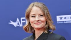 CNNE 1478776 - jodie foster, presente en festival internacional de cine de morelia