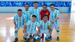 CNNE 1483135 - seleccion argentina de talla baja va por su primer mundial