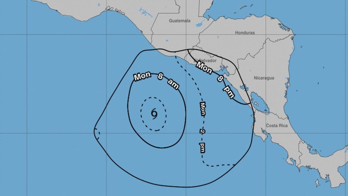 La tormenta tropical Pilar en el Pacífico este.