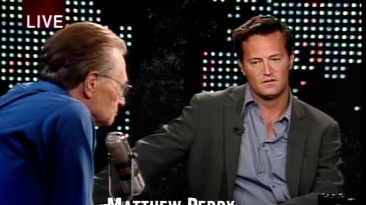 CNNE 1485488 - matthew perry revelo en 2002 por que se convirtio en actor