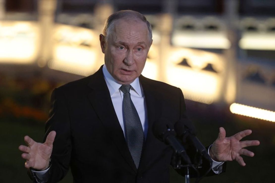 El presidente de Rusia, Vladímir Putin, habla durante una rueda de prensa el 18 de octubre de 2023, en Beijing, China.