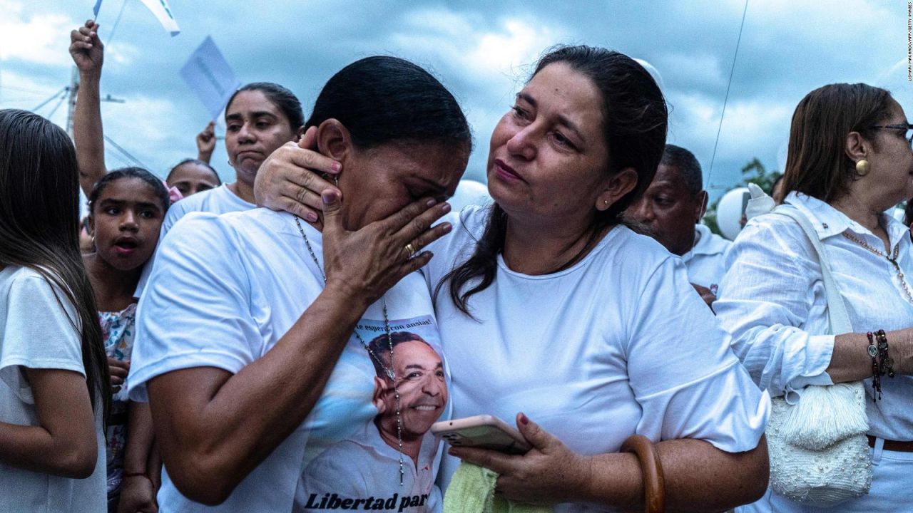 CNNE 1486701 - colombia- familiares y seguidores de luis diaz piden la liberacion del padre del futbolista
