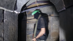 CNNE 1487914 - hamas muestra video propagandistico sobre como ataca tanques de israel