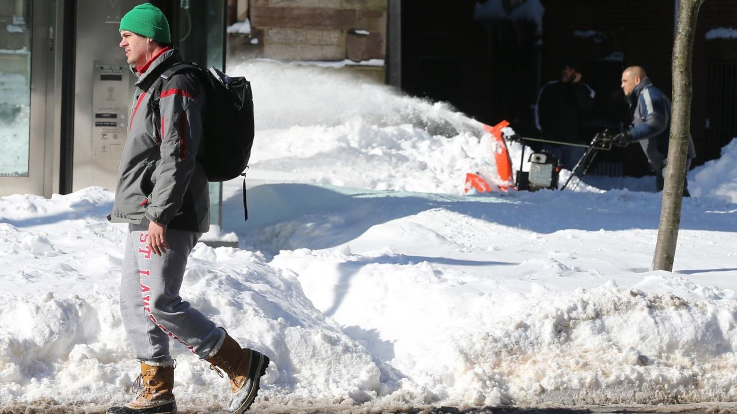 CNNE 1487920 - 130210225726-03-blizzard-0210