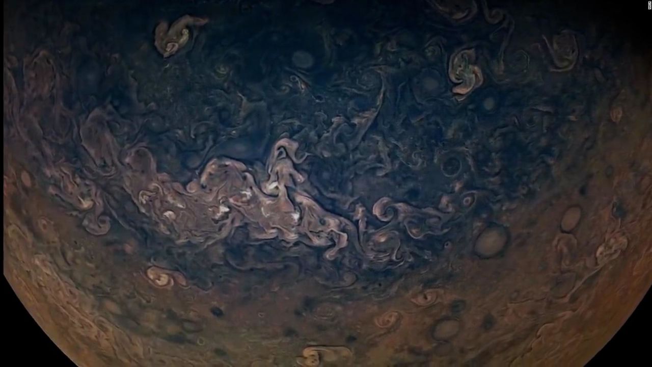 CNNE 1488103 - inedito descubrimiento de la nasa en la luna mas grande de jupiter