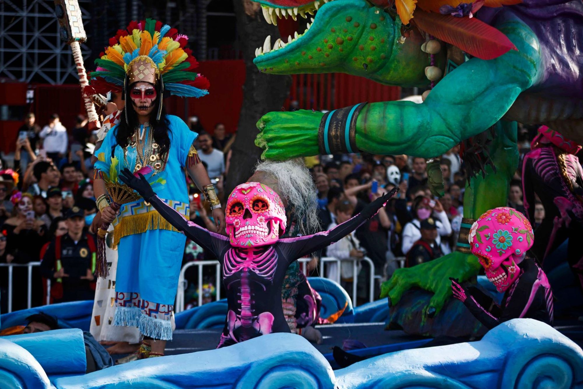 CNNE 1488484 - dia-de-muertos-desfile