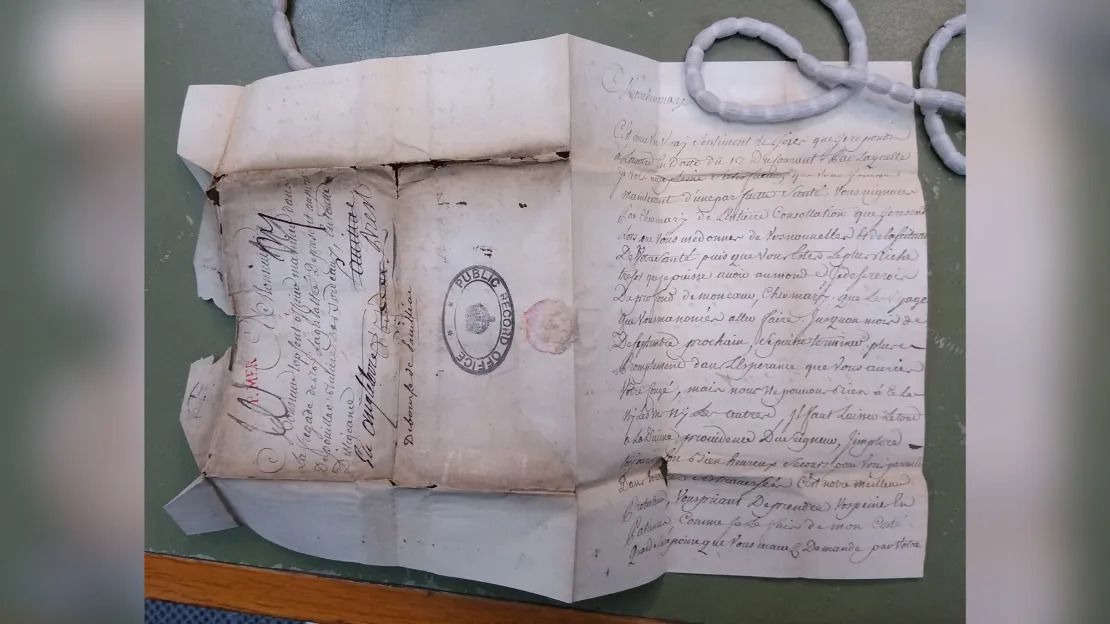 Anne Le Cerf, que firmó su carta con el sobrenombre de "Nanette", escribió una carta de amor a su marido, Jean Topsent.