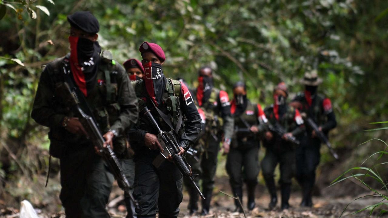 CNNE 1501601 - guerrillas se burlan y manipulan al estado colombiano, afirma duque