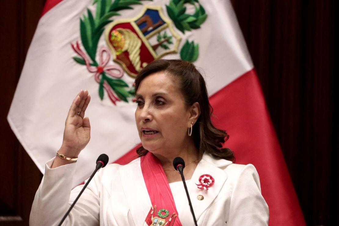 La presidenta de Perú, Dina Boluarte.