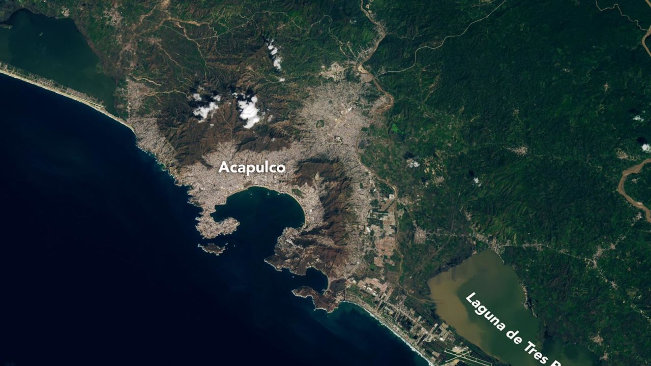 CNNE 1502683 - mira el antes y despues de acapulco desde el espacio tras el ciclon otis