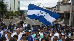 CNNE 1506966 - protestas en honduras por eleccion de funcionarios