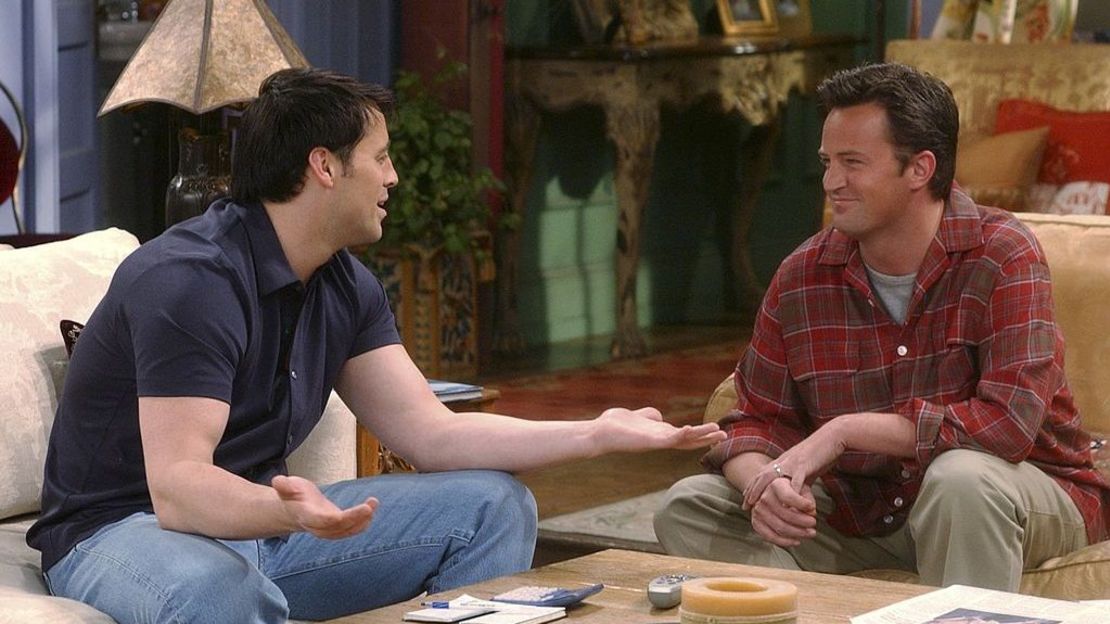 Episodio de Friends emitido el 9/5/2002 - Matt LeBlanc como Joey Tribbiani, y Matthew Perry como Chandler Bing