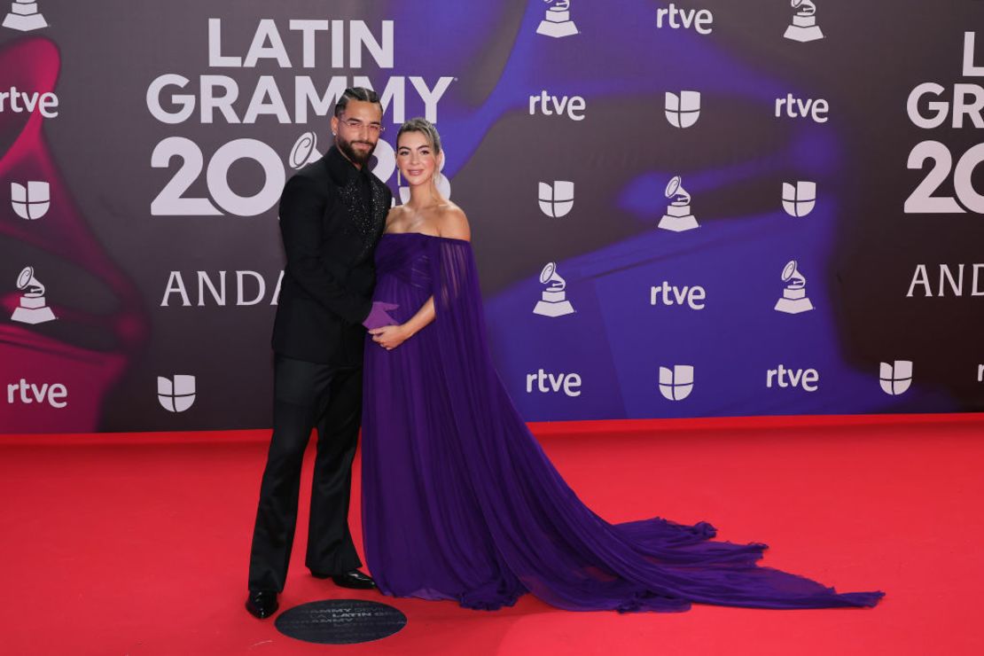 CNNE 1509832 - the 24th annual latin grammy awards - arrivals