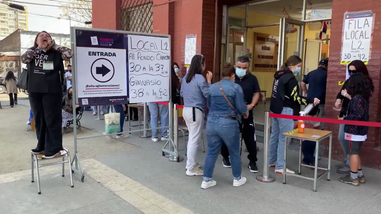 CNNE 1510160 - falta un mes para votar por la nueva constitucion de chile y este es el sentir de la gente