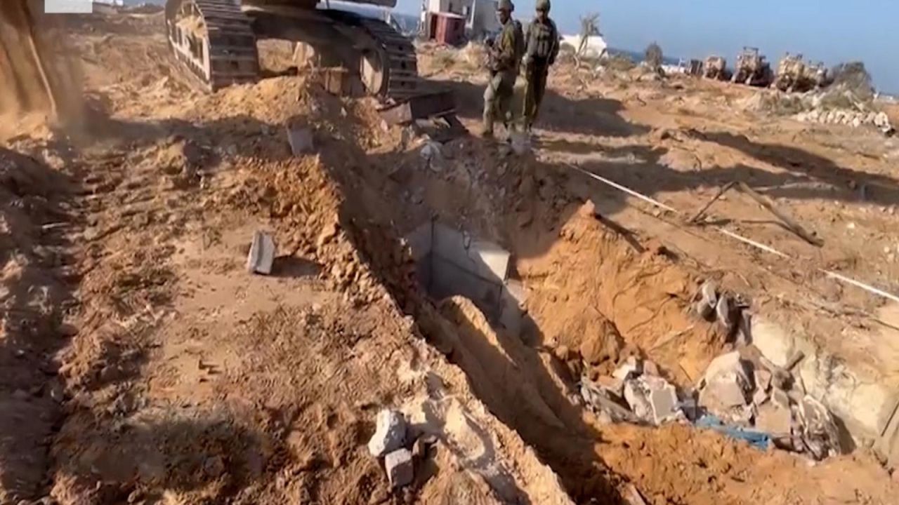 CNNE 1511356 - fdi publica video de un tunel de hamas bajo el hospital al-shifa