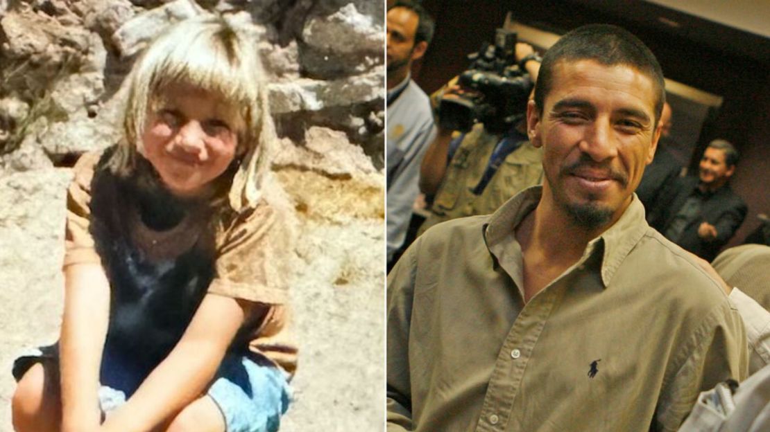 Chris Buchleitner tenía 9 años cuando Manuel Córdova, de 26, lo vio solo en una carretera desolada en el desierto de Arizona.