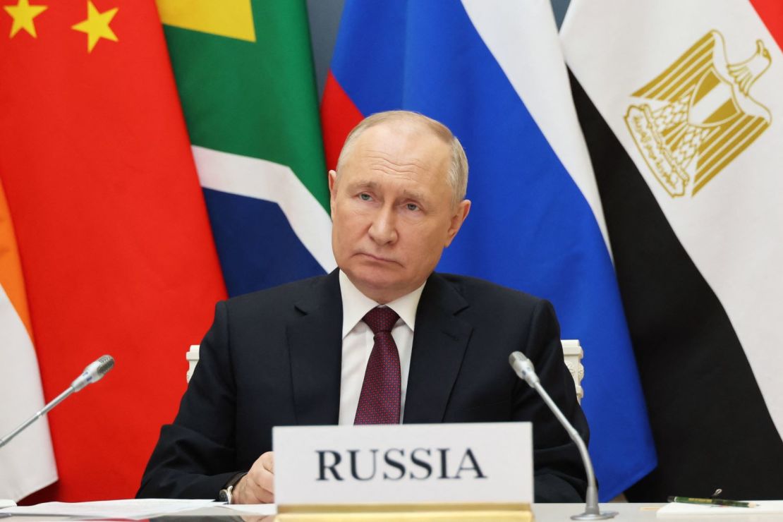 El presidente de Rusia, Vladimir Putin, durante una reunión virtual de los países BRICS.