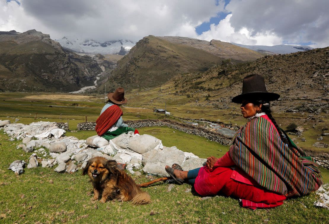 CNNE 1512824 - 231123015153-02-peru-glaciers