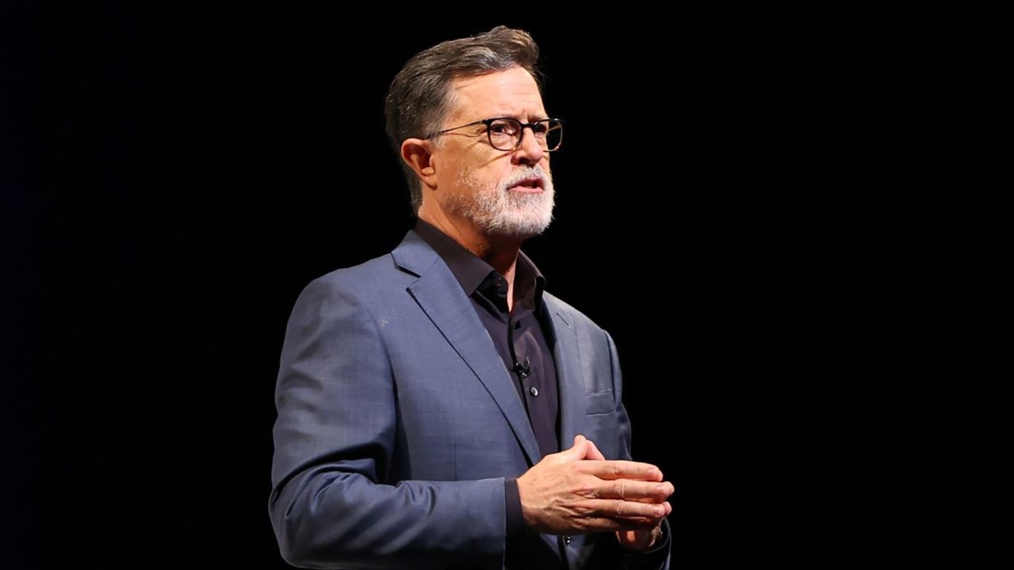 Stephen Colbert cancela episodios de "Late Show" tras sufrir una rotura