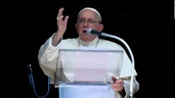 CNNE 1515705 - papa francisco cancela viaje a dubai por consejo medico