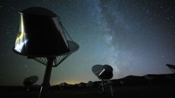 CNNE 1526300 - astronomos-ondas-misteriosas