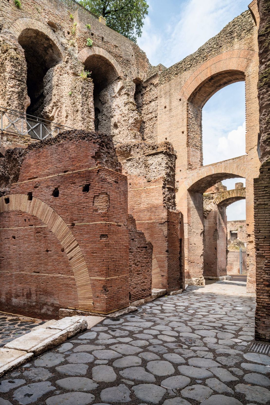 Algunos elementos del complejo del Domus Tiberiana han sido minuciosamente recreados por los arqueólogos.