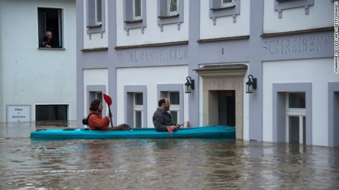 CNNE 153270 - image (3) 130604130146-12-europe-floods-0604-horizontal-gallery-jpg for post 87420