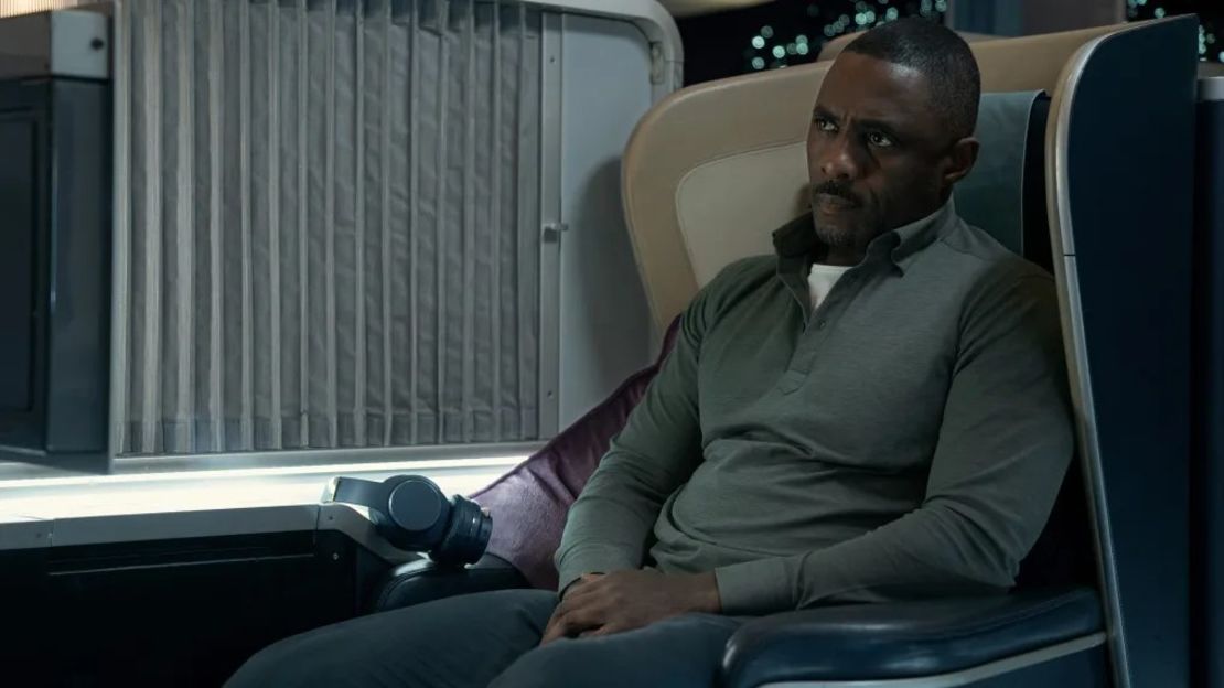 Idris Elba en "Hijack". Crédito: Apple TV