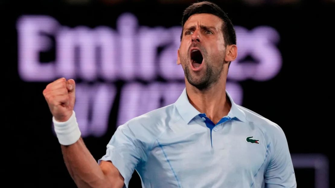 Djokovic celebra durante su partido contra Prizmic.