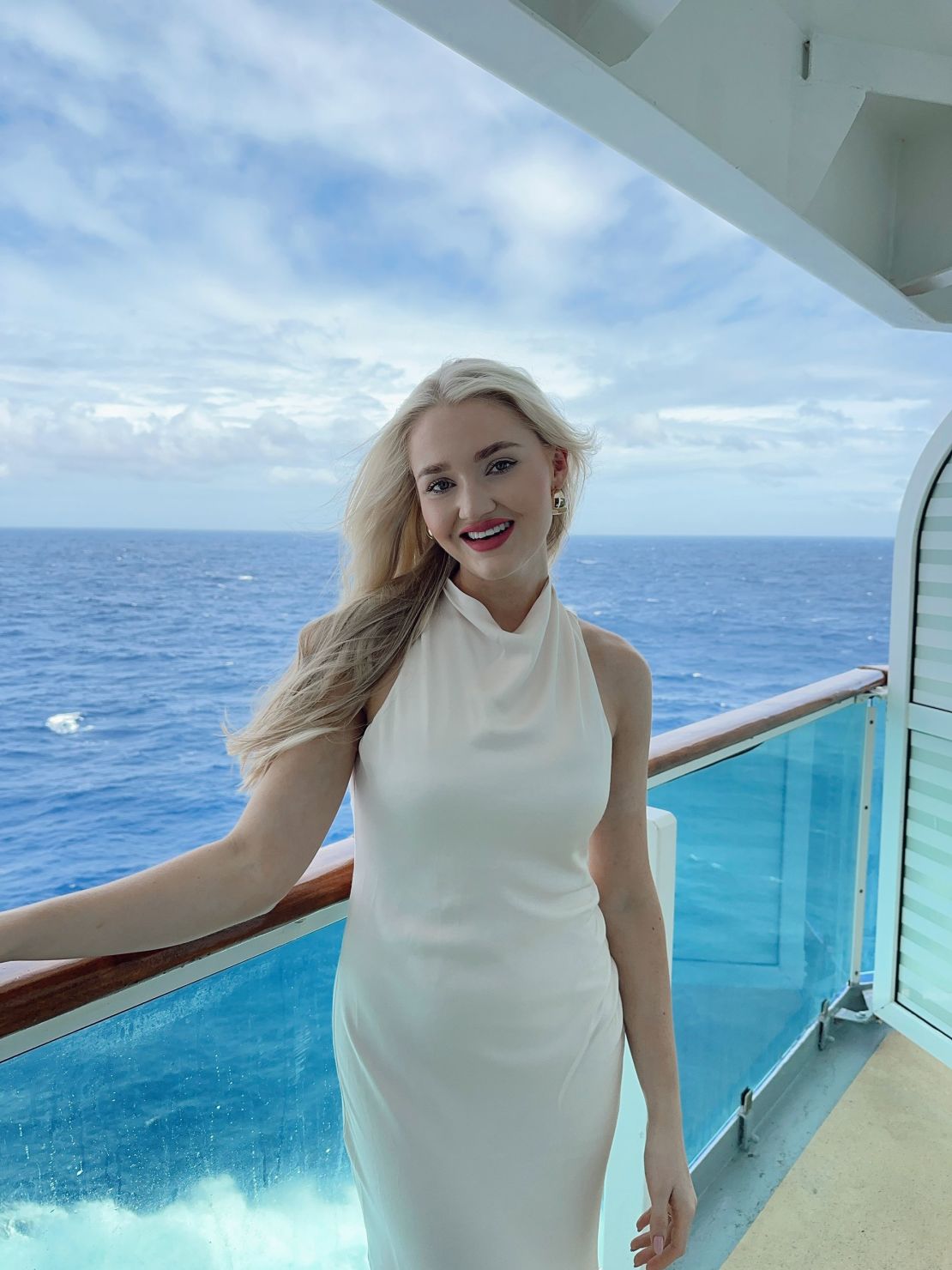 La influencer sudafricana Amike Oosthuizen esperaba que sus contenidos sobre cruceros tuvieran eco entre los usuarios de TikTok, pero "no pensaba que fuera a explotar tanto" como lo ha hecho. Crédito: Amike Oosthuizen