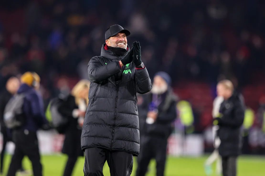 El técnico del Liverpool, Jürgen Klopp, invitó a Eriksson a Anfield.