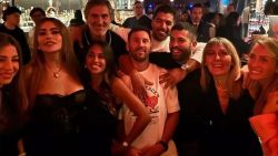 CNNE 1554335 - el encuentro entre los jugadores del inter miami y sofia vergara